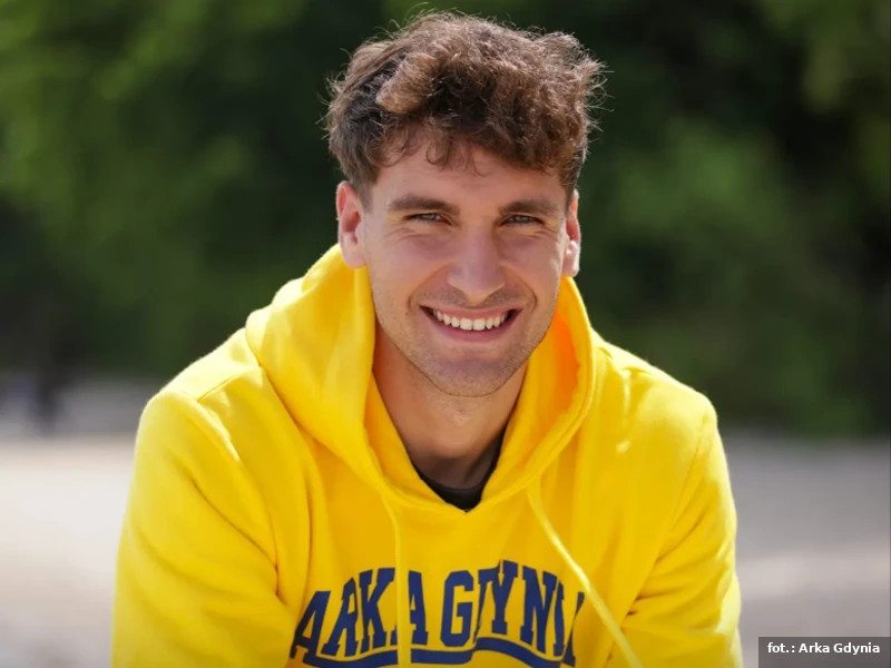 Arka Gdynia pozbywa się niewypału transferowego. ,,Kontrakt już w zasadzie rozwiązany”.