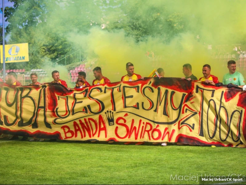 Narodziny „Bandy Świrów”. Jak Korona Kielce stała się postrachem Ekstraklasy?