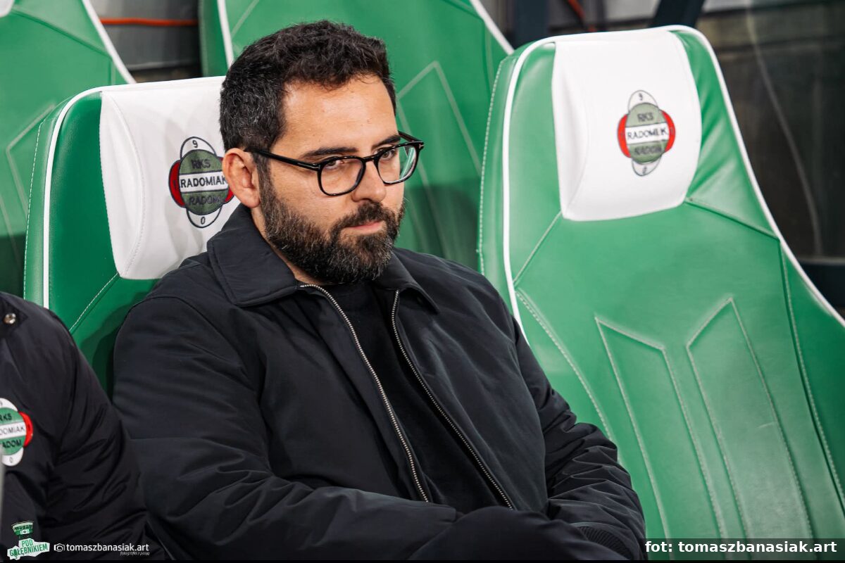 Gdy po iberyjskim słońcu przychodzi polski chłód. Radomiak wraca do gry w Ekstraklasie.