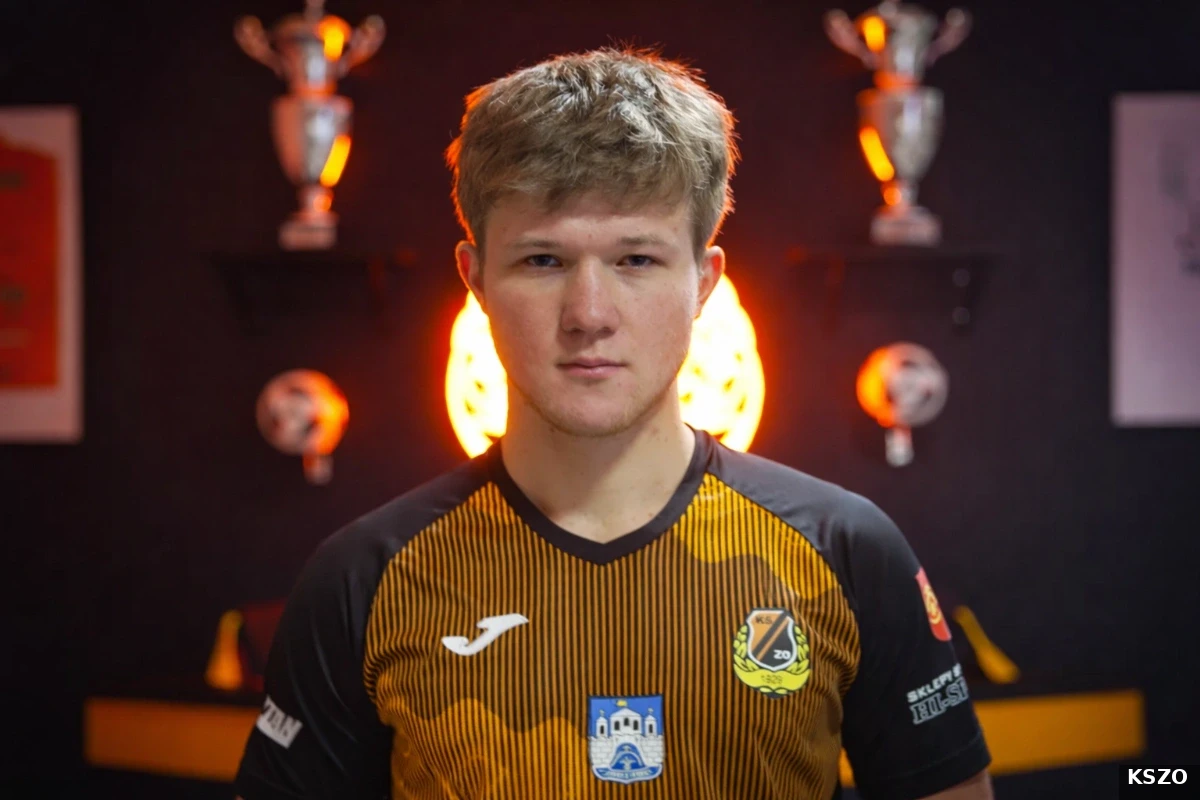 KSZO Ostrowiec  sprowadza piłakrza z 1 ligi. Czy pomoże on w walce o awans?