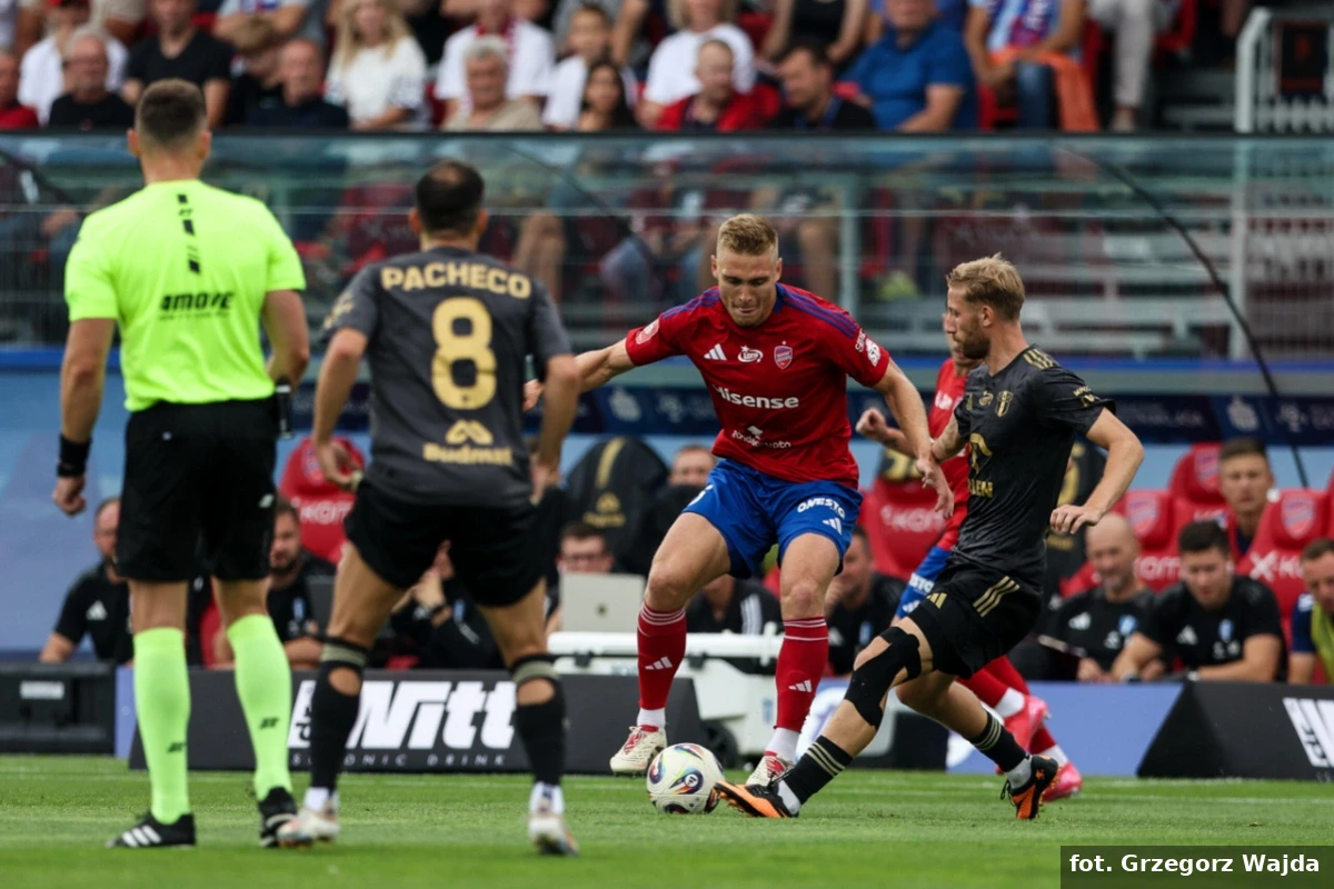 Lider wraca do gry! Czeka ich wymagający przeciwnik na start rundy wiosennej.