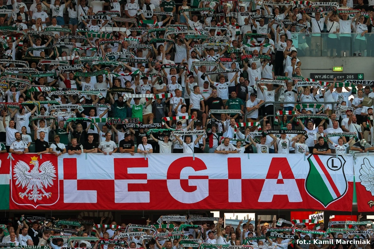 Kibice Legii Warszawa grożą piłkarzom. ,,A jak spadniemy…”