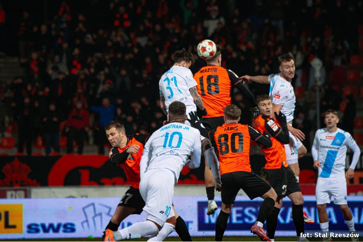 Sprawiedliwy rezultat w Głogowie. Chrobry podzielił się punktami ze Stalą Rzeszów.