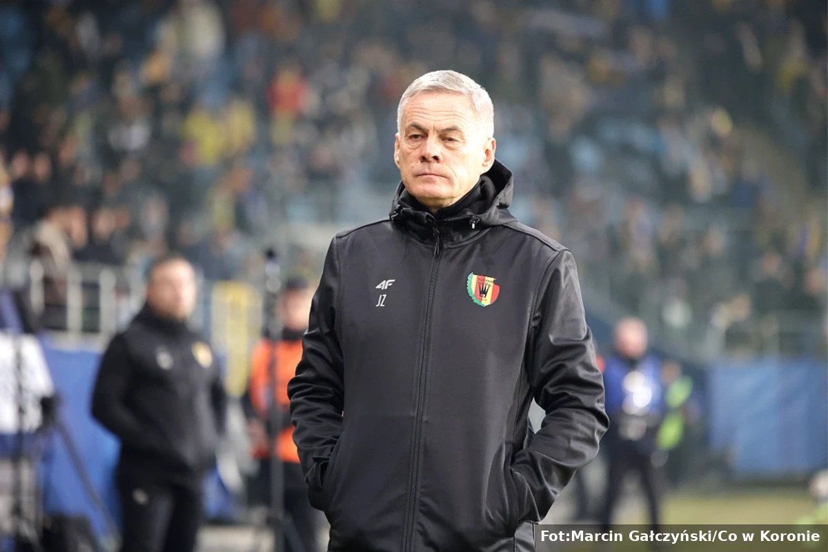 Gorąco w Kielcach. Czy trener Jacek Zieliński utrzyma swoją posadę?
