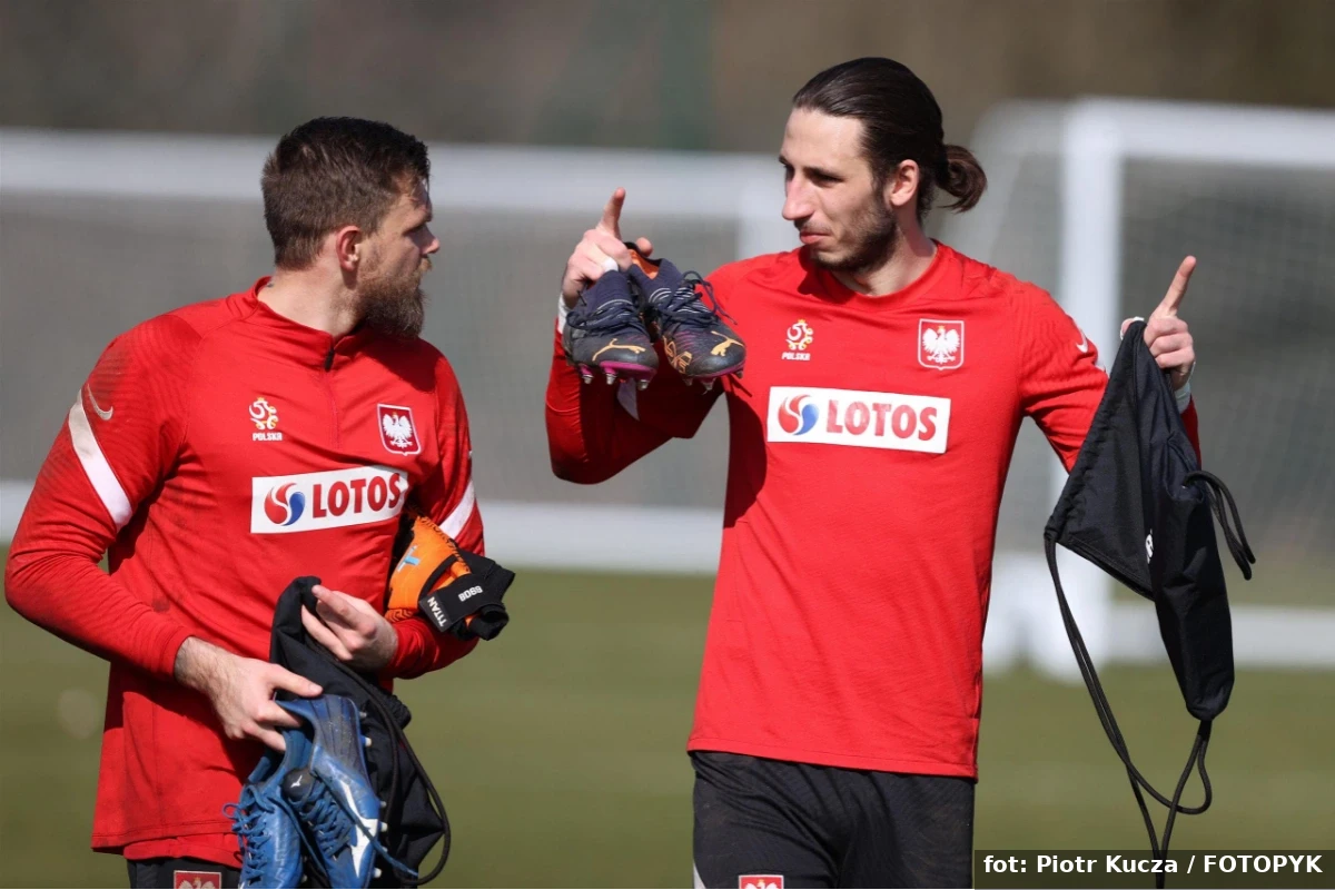 Kto w bramce na baraże? Sytuacja golkiperów reprezentacji Polski