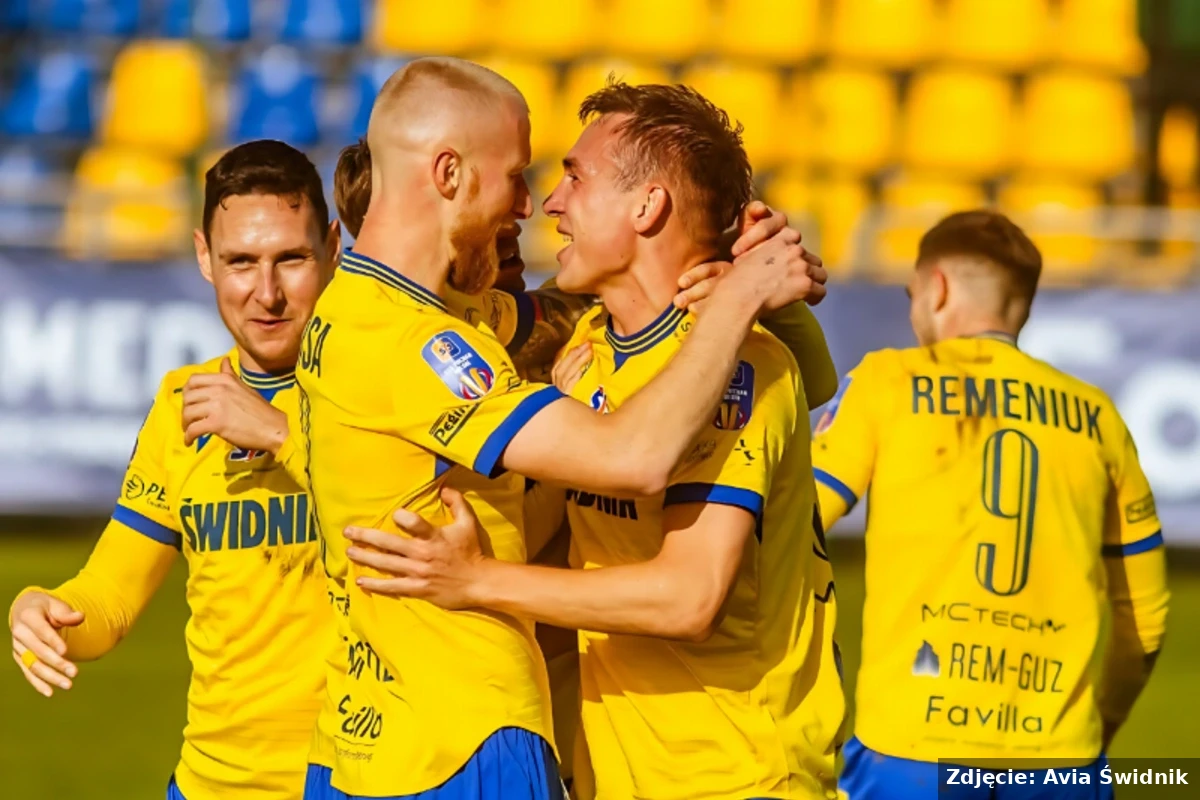 Puchar Polski: Avia może, Raków musi. Zapowiedź!