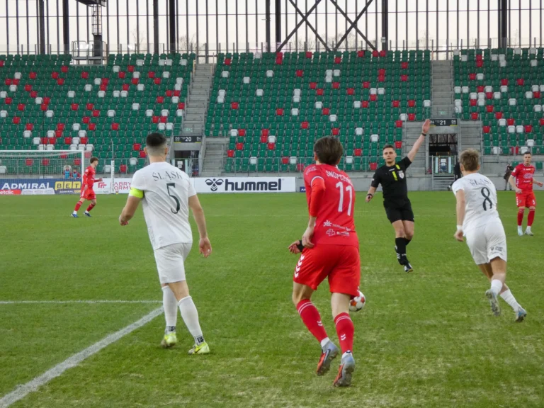 Zagłębie Sosnowiec rozbite – Śląsk 2 Wrocław triumfuje 4:1!