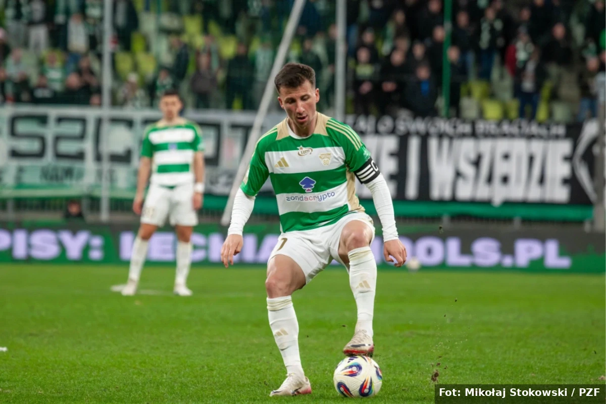 Brunes ze zwycięską bramką w doliczonym czasie. Lechia przegrywa u siebie z Rakowem.