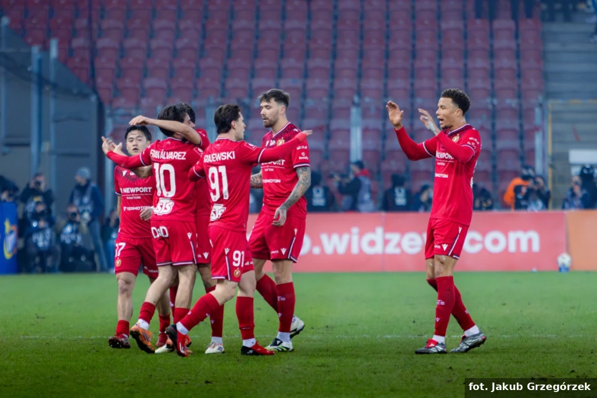 Czy Widzew sprawi niespodziankę w Białymstoku? Zapowiedź meczu Jagiellonia – Widzew