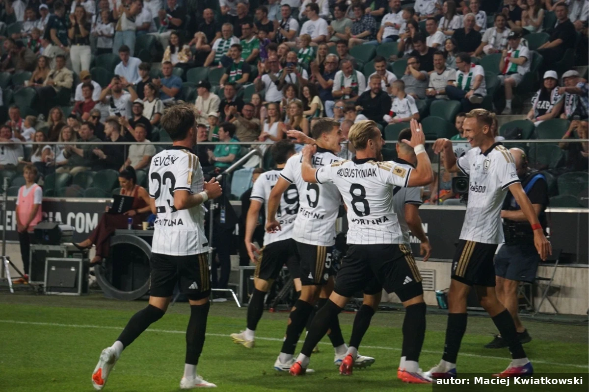 Demolka przy Łazienkowskiej! Legia rozbiła Radomiaka 5:0 i została liderem