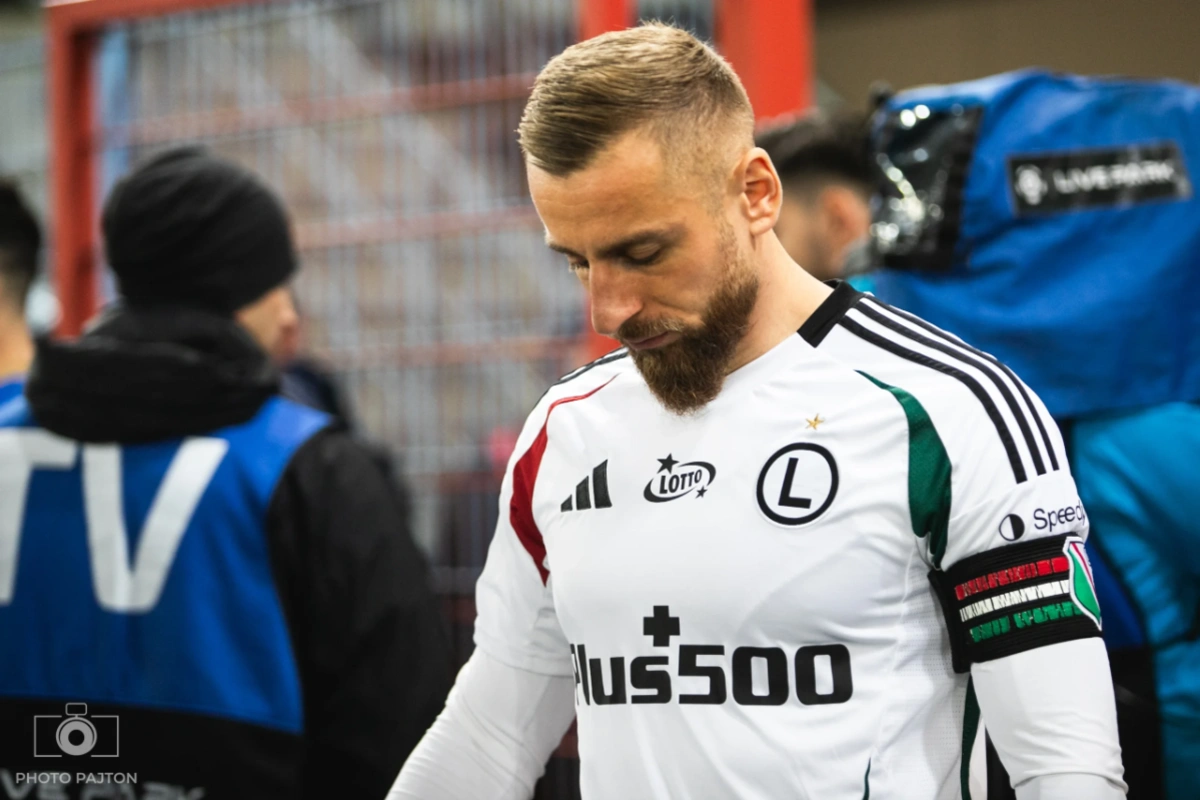Obraz nędzy na pożegnanie Jędzy. Legia jednak znów punktuje.