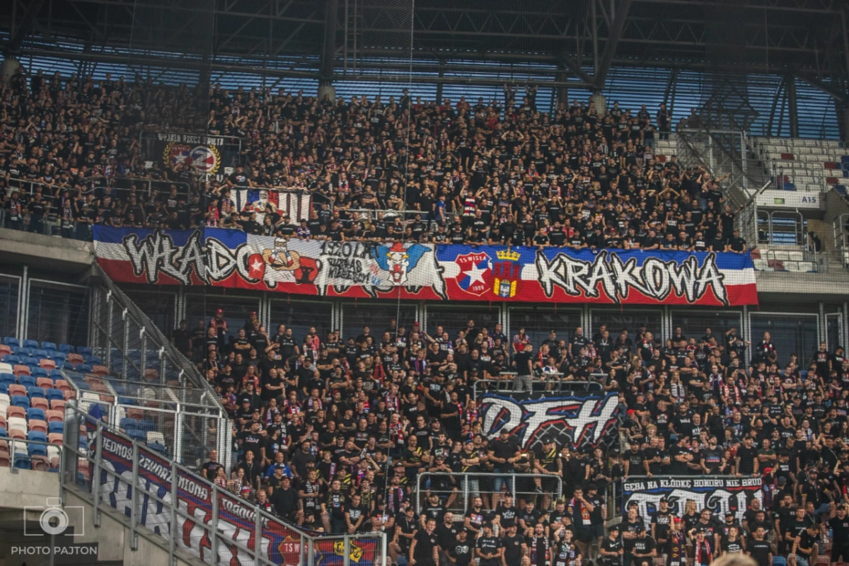 Ervin Omić z szansą na rozwój. Pomocnik Białej Gwiazdy wypożyczony do CFR Cluj