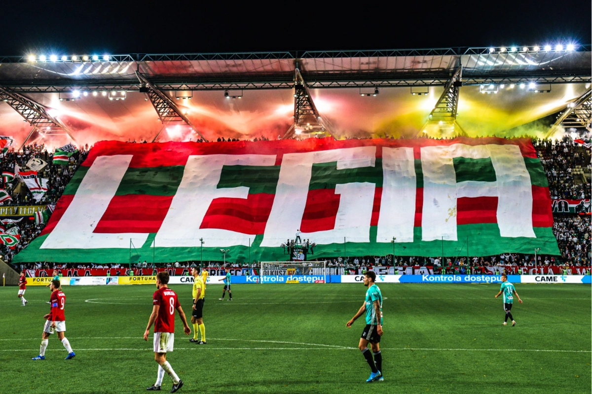 Gorąco przed klasykiem! Legia, Wisła i wojna, która zaczęła się poza boiskiem