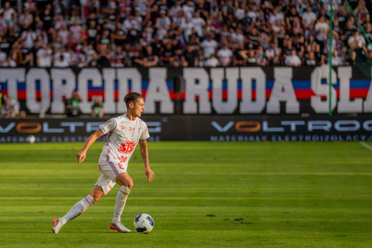 Lider chce kolejnych punktów. Piast spróbuje zatrzymać Górnika